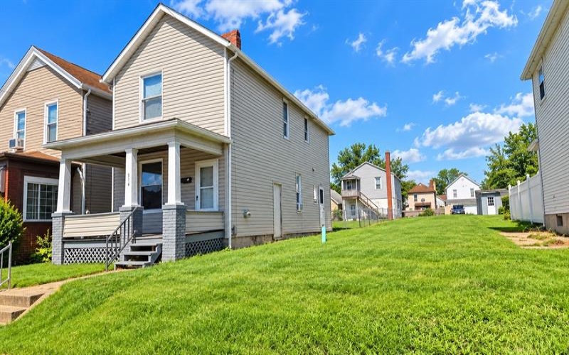 514 Longfellow Street, Vandergrift, 15690, 3 Bedroom Bedrooms, 7 Room Rooms,1.1 BathroomBathrooms,Residential,For Sale,Longfellow Street,1775313
