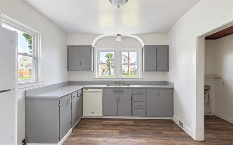 514 Longfellow Street, Vandergrift, 15690, 3 Bedroom Bedrooms, 7 Room Rooms,1.1 BathroomBathrooms,Residential,For Sale,Longfellow Street,1775313