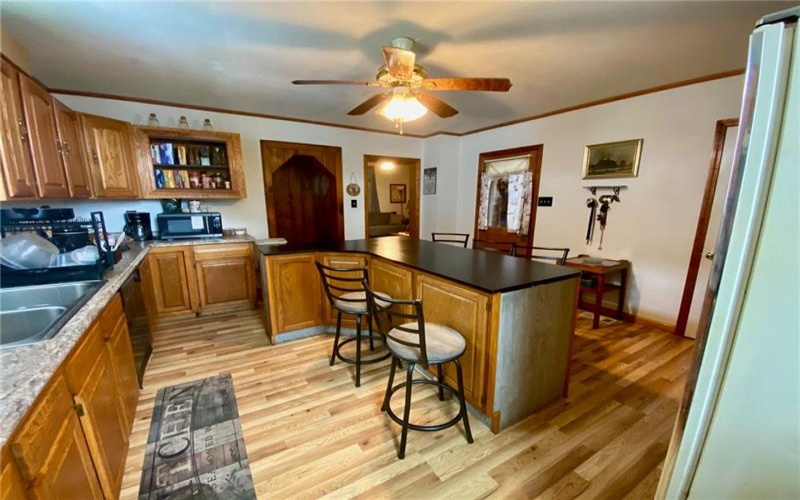 915 Main St, Latrobe, 15650, 3 Bedroom Bedrooms, 8 Room Rooms,2 BathroomBathrooms,Residential,For Sale,Main St,1774274