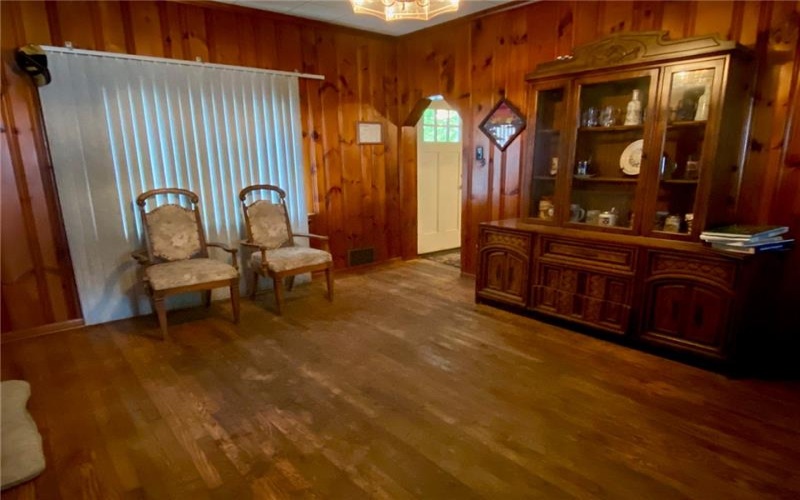 915 Main St, Latrobe, 15650, 3 Bedroom Bedrooms, 8 Room Rooms,2 BathroomBathrooms,Residential,For Sale,Main St,1774274