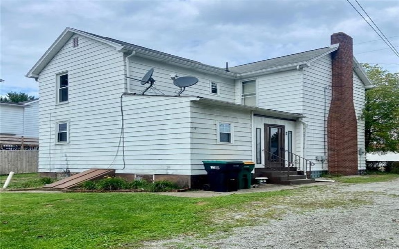 915 Main St, Latrobe, 15650, 3 Bedroom Bedrooms, 8 Room Rooms,2 BathroomBathrooms,Residential,For Sale,Main St,1774274