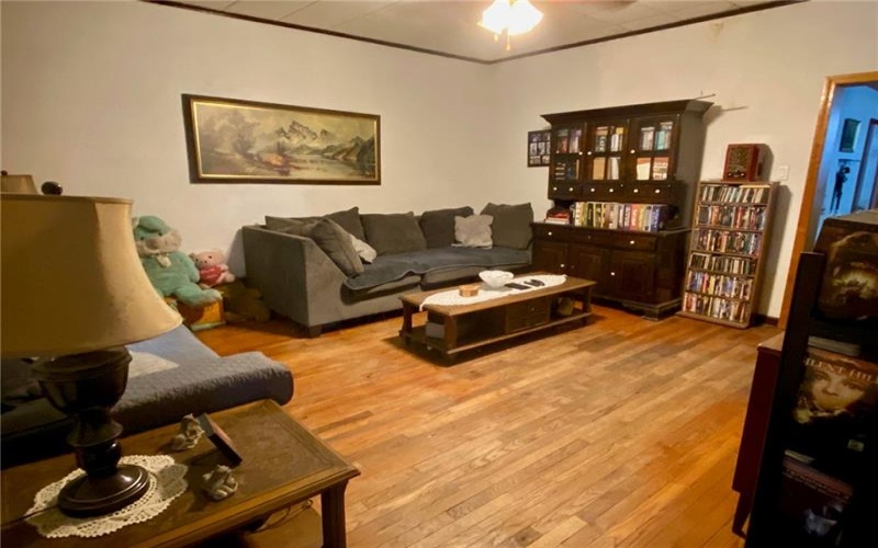 915 Main St, Latrobe, 15650, 3 Bedroom Bedrooms, 8 Room Rooms,2 BathroomBathrooms,Residential,For Sale,Main St,1774274