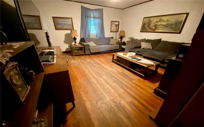 915 Main St, Latrobe, 15650, 3 Bedroom Bedrooms, 8 Room Rooms,2 BathroomBathrooms,Residential,For Sale,Main St,1774274