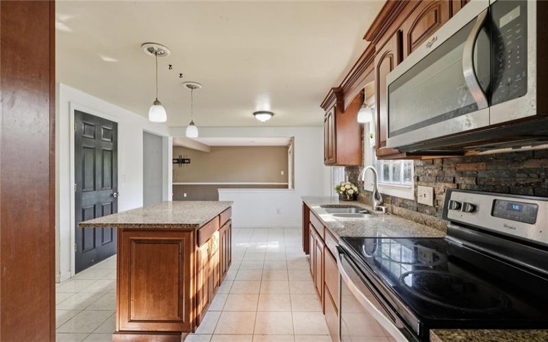 222 Hunting Creek Rd, Canonsburg, 15317, 5 Bedroom Bedrooms, 11 Room Rooms,3 BathroomBathrooms,Residential,For Sale,Hunting Creek Rd,1775212