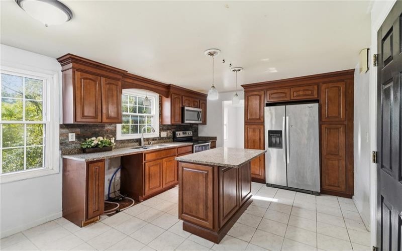 222 Hunting Creek Rd, Canonsburg, 15317, 5 Bedroom Bedrooms, 11 Room Rooms,3 BathroomBathrooms,Residential,For Sale,Hunting Creek Rd,1775212