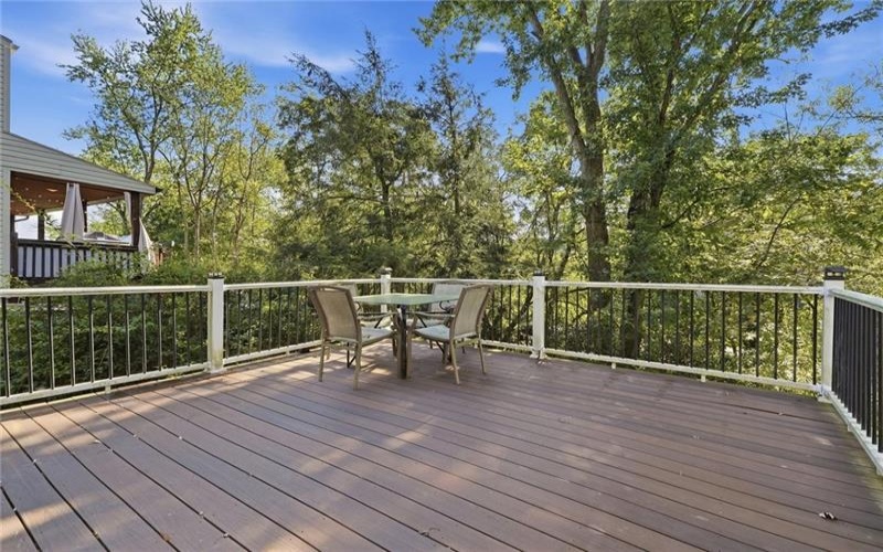 222 Hunting Creek Rd, Canonsburg, 15317, 5 Bedroom Bedrooms, 11 Room Rooms,3 BathroomBathrooms,Residential,For Sale,Hunting Creek Rd,1775212