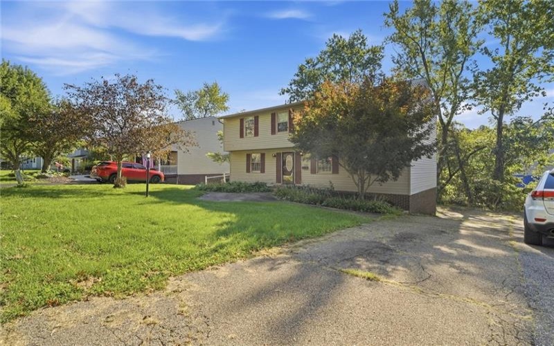 222 Hunting Creek Rd, Canonsburg, 15317, 5 Bedroom Bedrooms, 11 Room Rooms,3 BathroomBathrooms,Residential,For Sale,Hunting Creek Rd,1775212