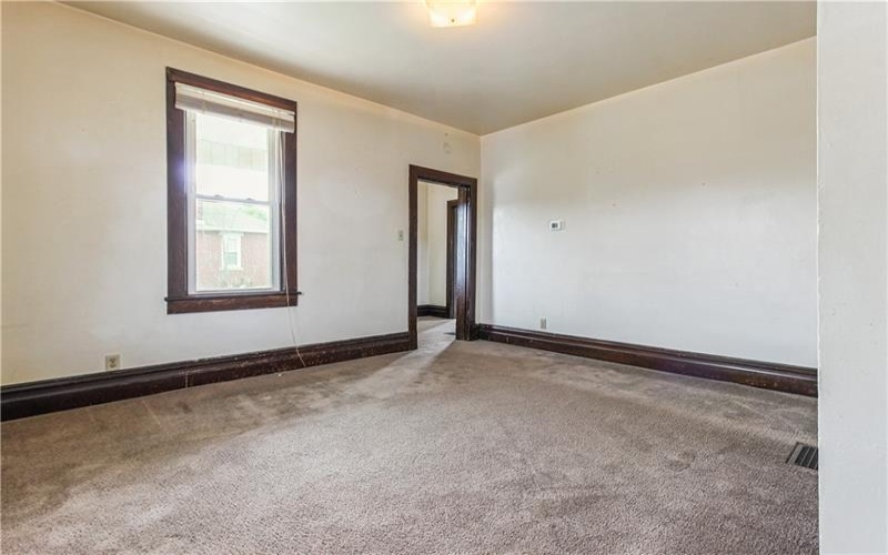 112 2nd Avenue, New Eagle, 15067, 3 Bedroom Bedrooms, 7 Room Rooms,1 BathroomBathrooms,Residential,For Sale,2nd Avenue,1775142