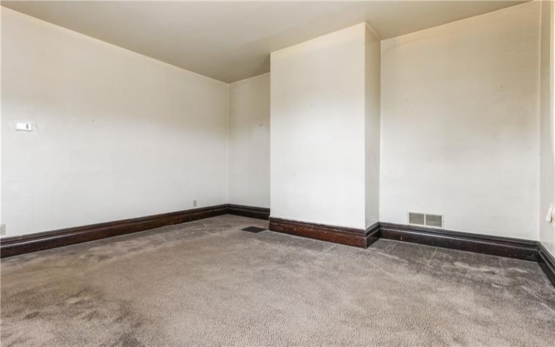 112 2nd Avenue, New Eagle, 15067, 3 Bedroom Bedrooms, 7 Room Rooms,1 BathroomBathrooms,Residential,For Sale,2nd Avenue,1775142