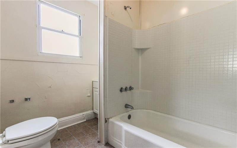 112 2nd Avenue, New Eagle, 15067, 3 Bedroom Bedrooms, 7 Room Rooms,1 BathroomBathrooms,Residential,For Sale,2nd Avenue,1775142