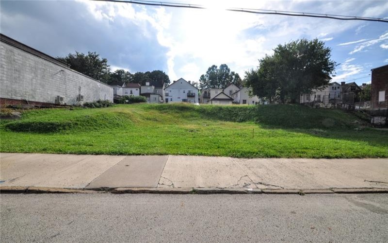 317 Fallowfield Ave, Charleroi, 15022, ,Farm-acreage-lot,For Sale,Fallowfield Ave,1775345
