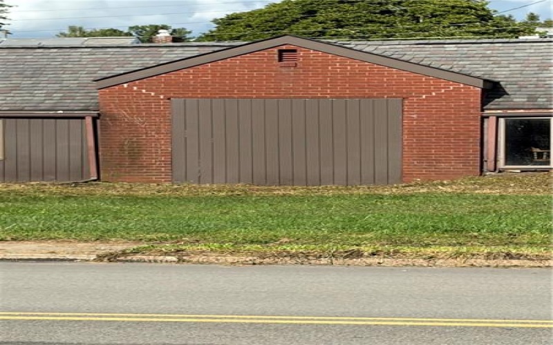 1830 Lincoln Ave, Latrobe, 15650, ,Commercial-industrial-business,For Sale,Lincoln Ave,1775356
