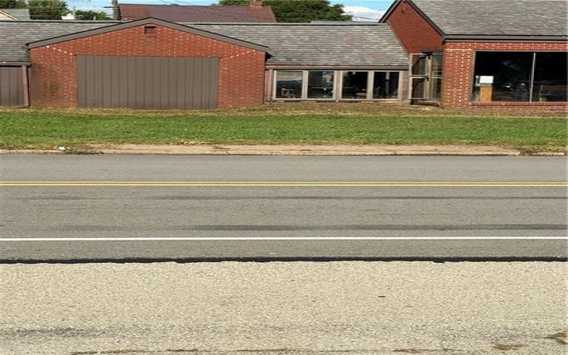 1830 Lincoln Ave, Latrobe, 15650, ,Commercial-industrial-business,For Sale,Lincoln Ave,1775356