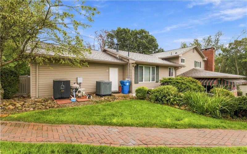 801 Williams Ave, Scottdale, 15683, 3 Bedroom Bedrooms, ,1.1 BathroomBathrooms,Residential,For Sale,Williams Ave,1775362