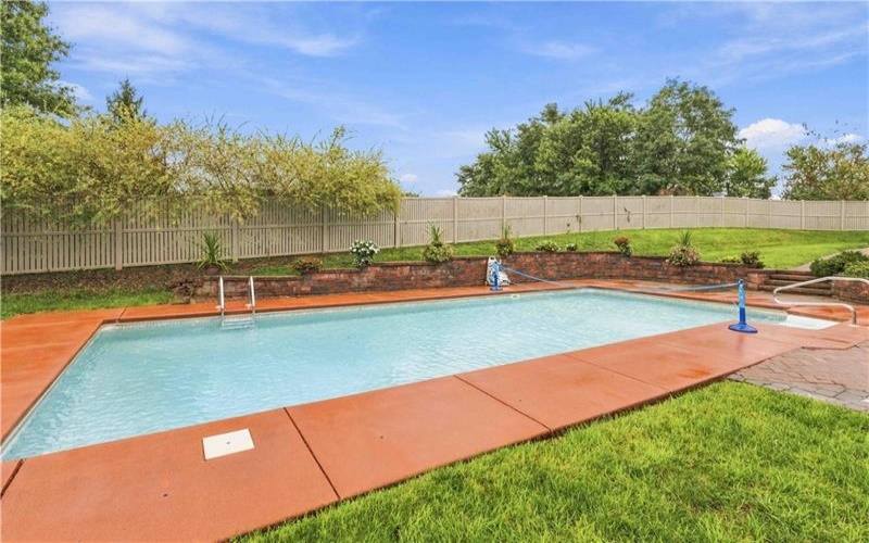 801 Williams Ave, Scottdale, 15683, 3 Bedroom Bedrooms, ,1.1 BathroomBathrooms,Residential,For Sale,Williams Ave,1775362