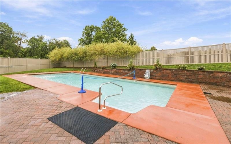 801 Williams Ave, Scottdale, 15683, 3 Bedroom Bedrooms, ,1.1 BathroomBathrooms,Residential,For Sale,Williams Ave,1775362