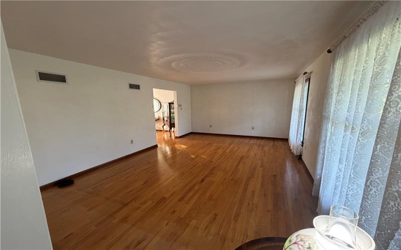 1163 Herminie West Newton Rd, West Newton, 15089, 4 Bedroom Bedrooms, ,2.1 BathroomBathrooms,Residential,For Sale,Herminie West Newton Rd,1775381