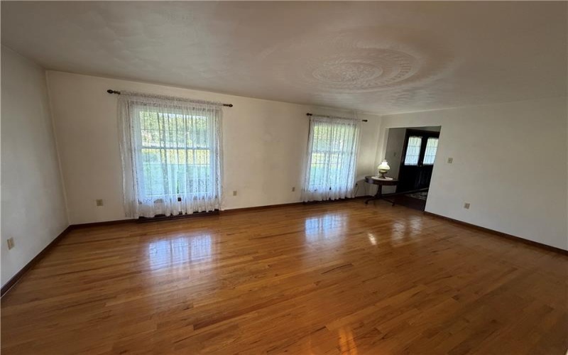1163 Herminie West Newton Rd, West Newton, 15089, 4 Bedroom Bedrooms, ,2.1 BathroomBathrooms,Residential,For Sale,Herminie West Newton Rd,1775381