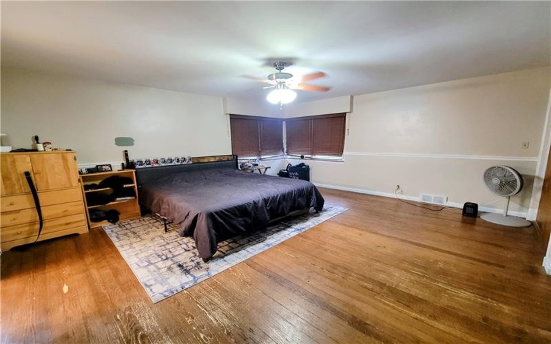 1115 State Rd, Monessen, 15062, 4 Bedroom Bedrooms, 13 Room Rooms,3 BathroomBathrooms,Residential,For Sale,State Rd,1775182