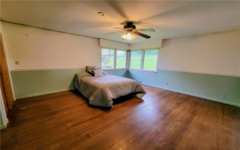 1115 State Rd, Monessen, 15062, 4 Bedroom Bedrooms, 13 Room Rooms,3 BathroomBathrooms,Residential,For Sale,State Rd,1775182