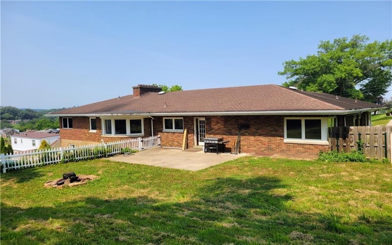 1115 State Rd, Monessen, 15062, 4 Bedroom Bedrooms, 13 Room Rooms,3 BathroomBathrooms,Residential,For Sale,State Rd,1775182