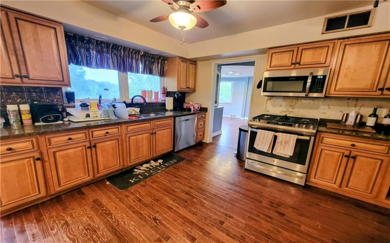 1115 State Rd, Monessen, 15062, 4 Bedroom Bedrooms, 13 Room Rooms,3 BathroomBathrooms,Residential,For Sale,State Rd,1775182