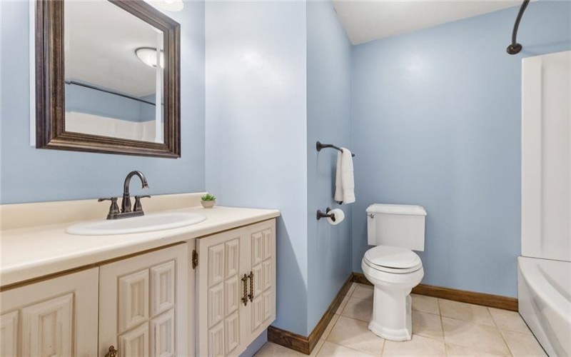 21 Hillcrest Rd, Eighty Four, 15330, 4 Bedroom Bedrooms, 12 Room Rooms,2.2 BathroomBathrooms,Residential,For Sale,Hillcrest Rd,1775238