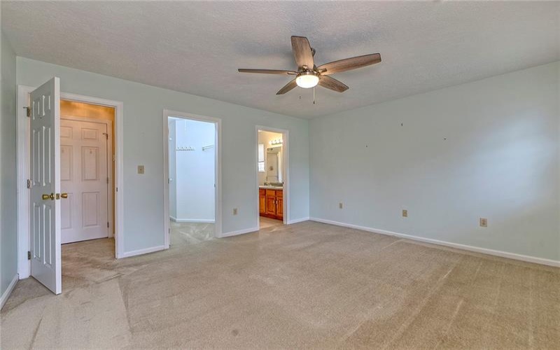 12 Medinah Court, Greensburg, 15601, 3 Bedroom Bedrooms, 7 Room Rooms,2 BathroomBathrooms,Residential,For Sale,Medinah Court,1775363