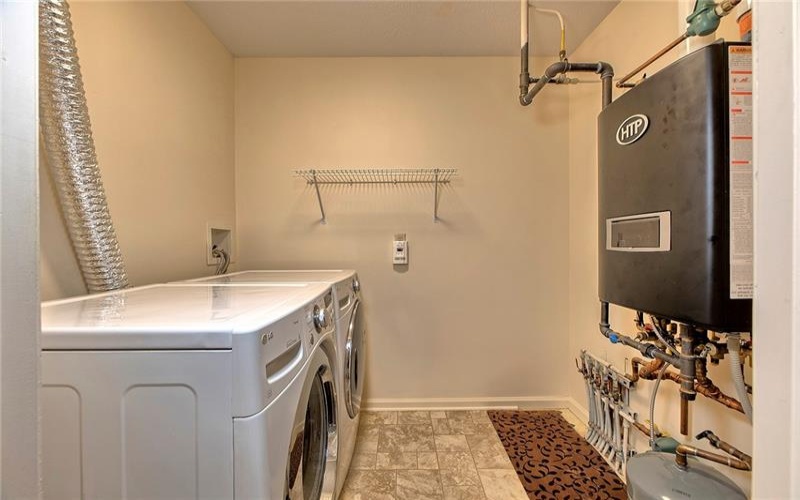 12 Medinah Court, Greensburg, 15601, 3 Bedroom Bedrooms, 7 Room Rooms,2 BathroomBathrooms,Residential,For Sale,Medinah Court,1775363