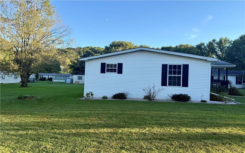 410 Meadows Dr, Apollo, 15613, 2 Bedroom Bedrooms, ,2 BathroomBathrooms,Residential,For Sale,Meadows Dr,1775370