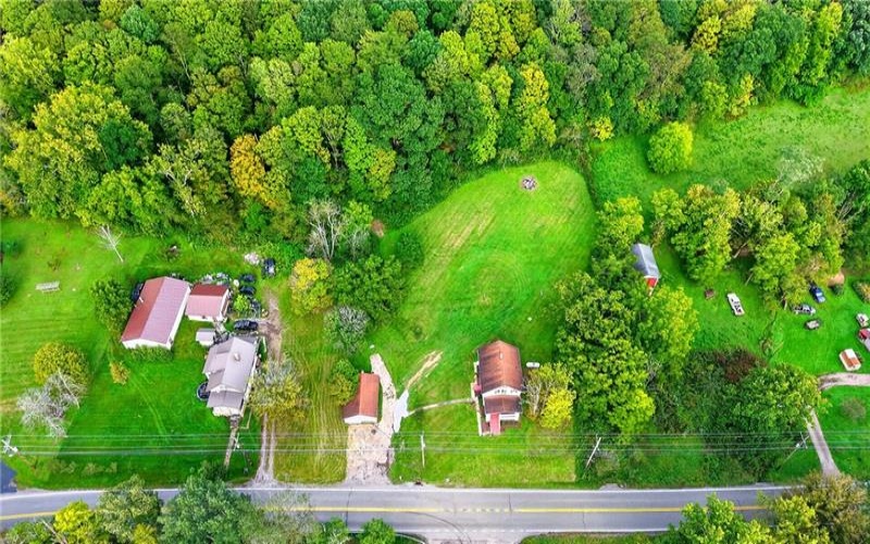 2004 Listonburg Rd, Confluence, 15424, 3 Bedroom Bedrooms, ,2 BathroomBathrooms,Residential,For Sale,Listonburg Rd,1773838