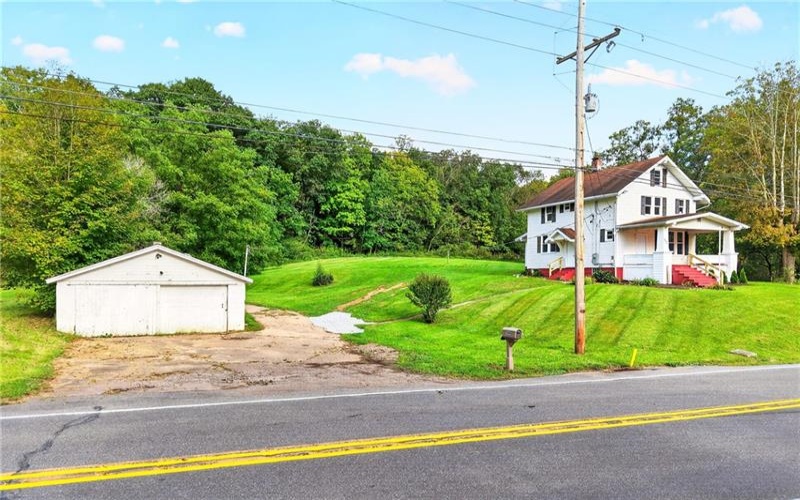 2004 Listonburg Rd, Confluence, 15424, 3 Bedroom Bedrooms, ,2 BathroomBathrooms,Residential,For Sale,Listonburg Rd,1773838