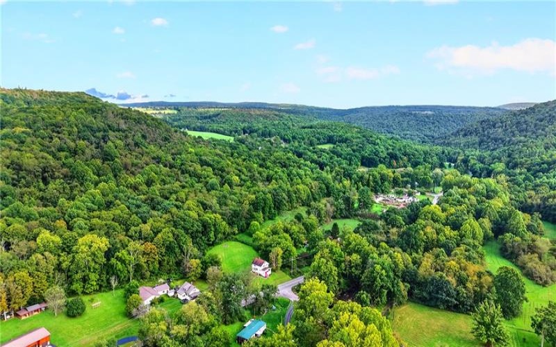 2004 Listonburg Rd, Confluence, 15424, 3 Bedroom Bedrooms, ,2 BathroomBathrooms,Residential,For Sale,Listonburg Rd,1773838