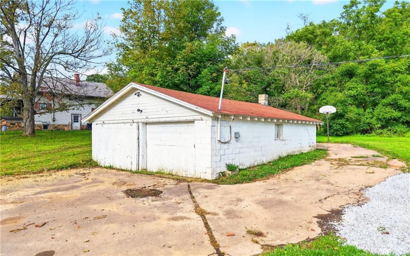 2004 Listonburg Rd, Confluence, 15424, 3 Bedroom Bedrooms, ,2 BathroomBathrooms,Residential,For Sale,Listonburg Rd,1773838