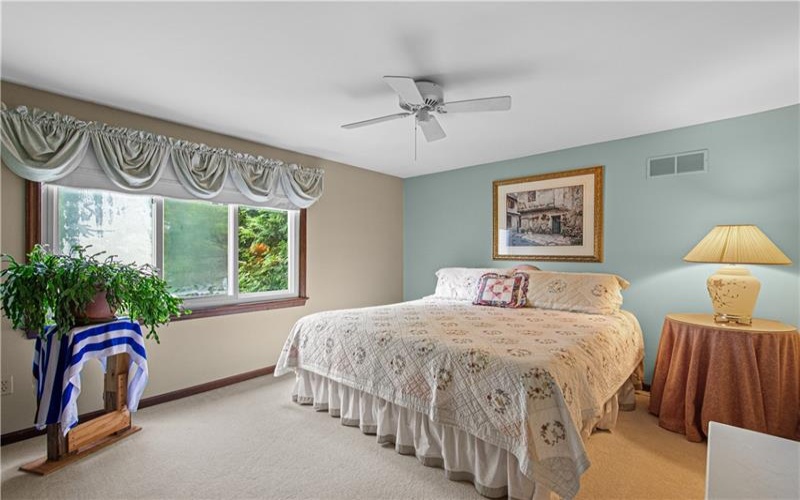 133 Druid Dr, Mcmurray, 15317, 5 Bedroom Bedrooms, 11 Room Rooms,2.2 BathroomBathrooms,Residential,For Sale,Druid Dr,1775295