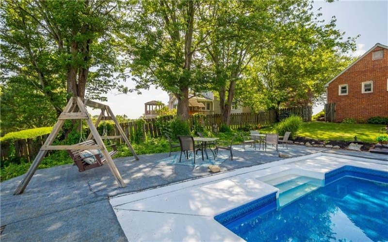 133 Druid Dr, Mcmurray, 15317, 5 Bedroom Bedrooms, 11 Room Rooms,2.2 BathroomBathrooms,Residential,For Sale,Druid Dr,1775295