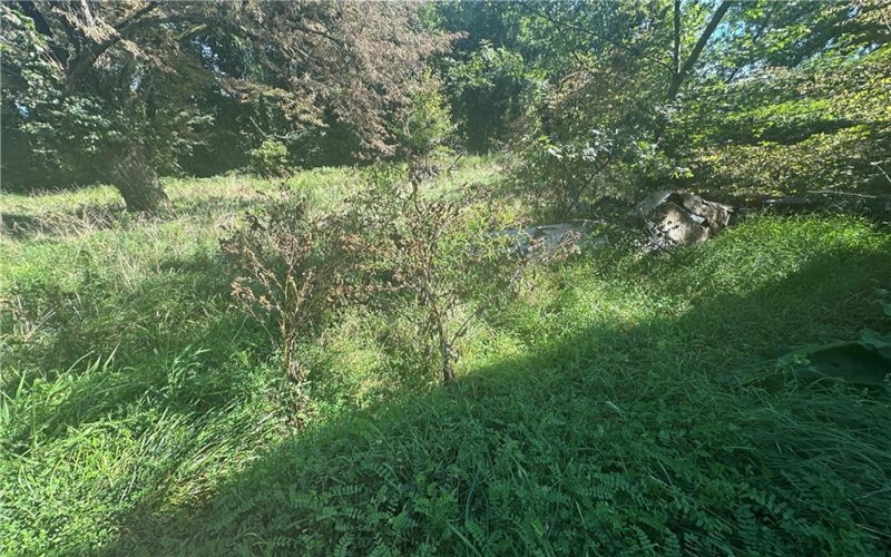 1058 Middletown Rd, Greensburg, 15601, 2 Bedroom Bedrooms, ,2.1 BathroomBathrooms,Residential,For Sale,Middletown Rd,1775319