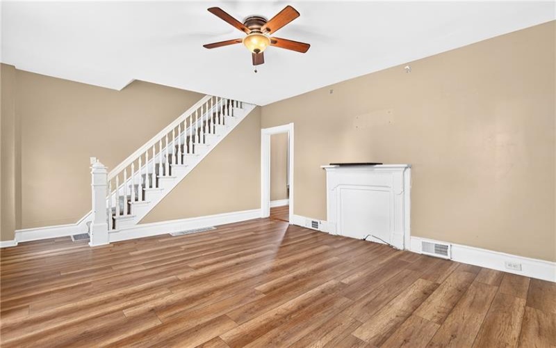 407 Stanton St, Greensburg, 15601, 2 Bedroom Bedrooms, ,1 BathroomBathrooms,Residential,For Sale,Stanton St,1775396