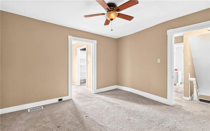 407 Stanton St, Greensburg, 15601, 2 Bedroom Bedrooms, ,1 BathroomBathrooms,Residential,For Sale,Stanton St,1775396