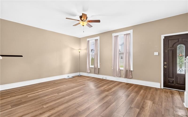 407 Stanton St, Greensburg, 15601, 2 Bedroom Bedrooms, ,1 BathroomBathrooms,Residential,For Sale,Stanton St,1775396