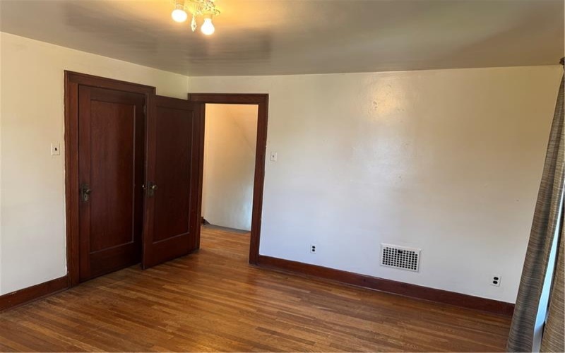470 Braddock Ave, Uniontown, 15401, 3 Bedroom Bedrooms, ,1 BathroomBathrooms,Residential,For Sale,Braddock Ave,1775470