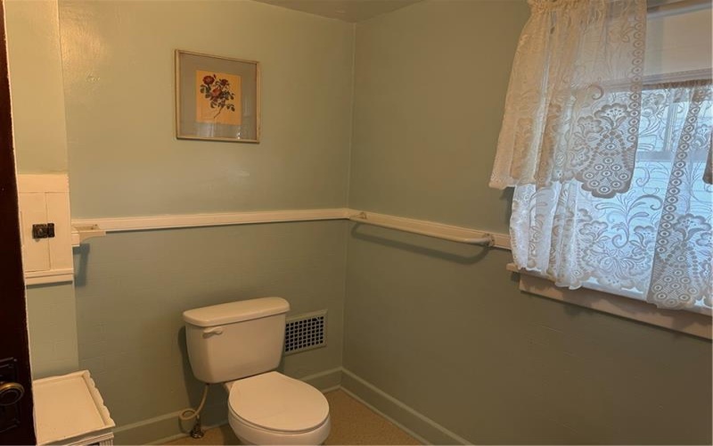 470 Braddock Ave, Uniontown, 15401, 3 Bedroom Bedrooms, ,1 BathroomBathrooms,Residential,For Sale,Braddock Ave,1775470