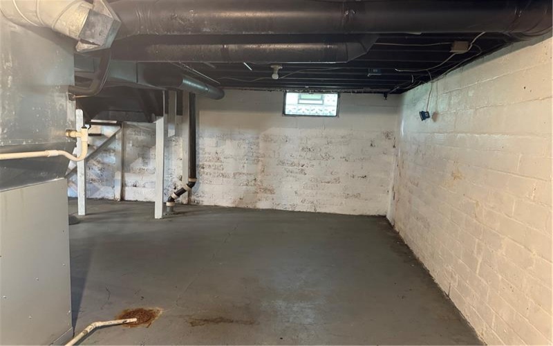 470 Braddock Ave, Uniontown, 15401, 3 Bedroom Bedrooms, ,1 BathroomBathrooms,Residential,For Sale,Braddock Ave,1775470