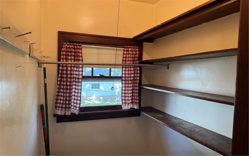 470 Braddock Ave, Uniontown, 15401, 3 Bedroom Bedrooms, ,1 BathroomBathrooms,Residential,For Sale,Braddock Ave,1775470