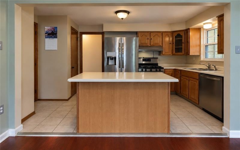 19 Hillcrest Ave, Burgettstown, 15021, 4 Bedroom Bedrooms, 7 Room Rooms,2 BathroomBathrooms,Residential,For Sale,Hillcrest Ave,1775473