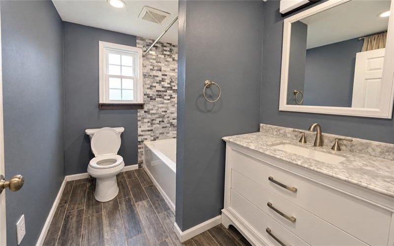 19 Hillcrest Ave, Burgettstown, 15021, 4 Bedroom Bedrooms, 7 Room Rooms,2 BathroomBathrooms,Residential,For Sale,Hillcrest Ave,1775473
