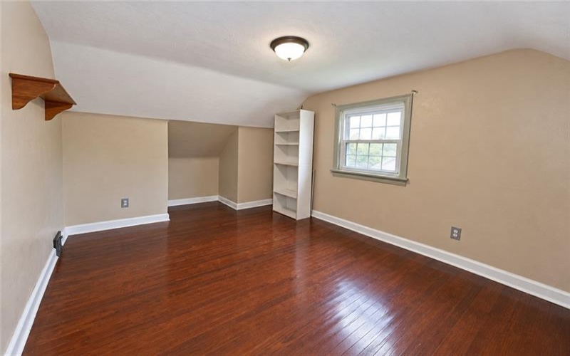 19 Hillcrest Ave, Burgettstown, 15021, 4 Bedroom Bedrooms, 7 Room Rooms,2 BathroomBathrooms,Residential,For Sale,Hillcrest Ave,1775473