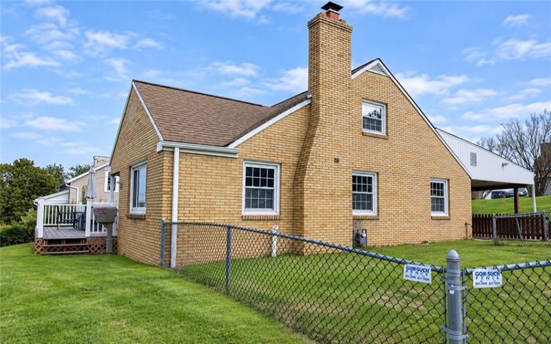 19 Hillcrest Ave, Burgettstown, 15021, 4 Bedroom Bedrooms, 7 Room Rooms,2 BathroomBathrooms,Residential,For Sale,Hillcrest Ave,1775473