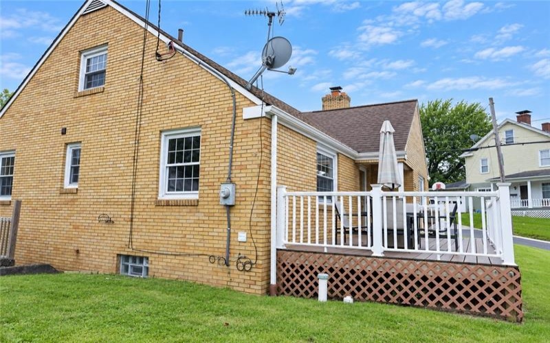 19 Hillcrest Ave, Burgettstown, 15021, 4 Bedroom Bedrooms, 7 Room Rooms,2 BathroomBathrooms,Residential,For Sale,Hillcrest Ave,1775473