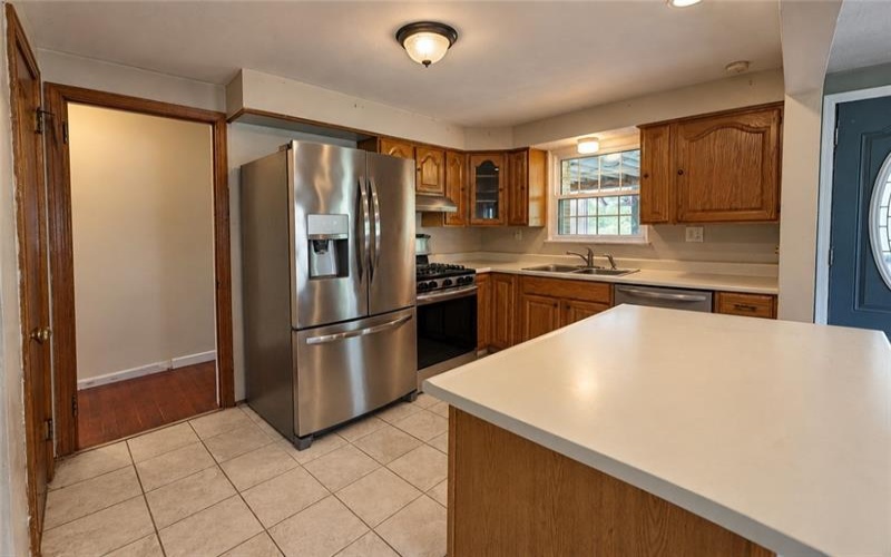19 Hillcrest Ave, Burgettstown, 15021, 4 Bedroom Bedrooms, 7 Room Rooms,2 BathroomBathrooms,Residential,For Sale,Hillcrest Ave,1775473